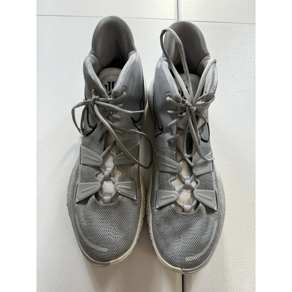 Nike Kyrie 7 TB Promo Wolf Grey/Black/White DM5042-003 Men's Size 18‎